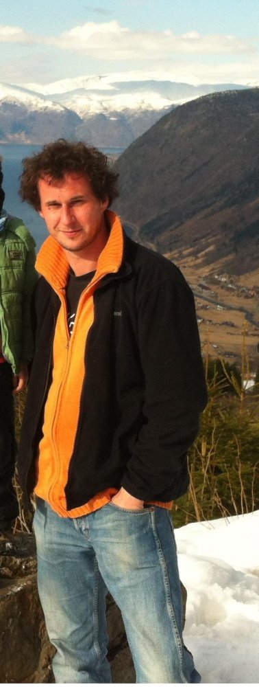 MaciekOs 