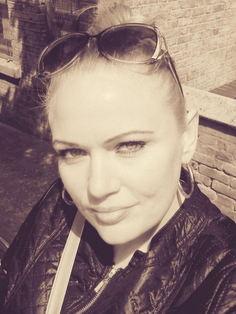 karola34 