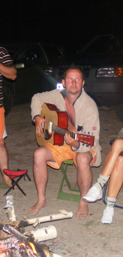 slycom1612@gmail.com 