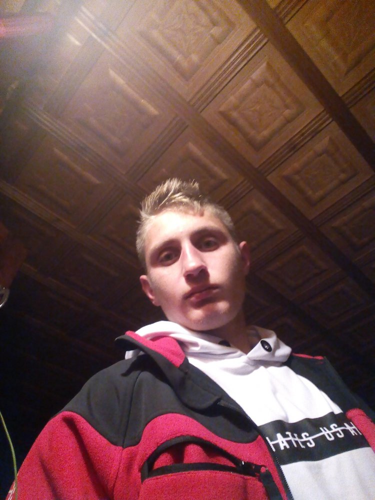 Blond24 
