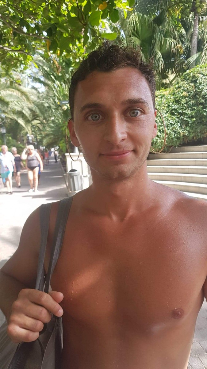 Adrian Waw 
