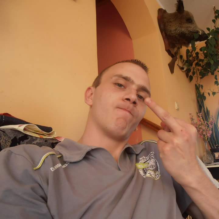 Tomek121289 