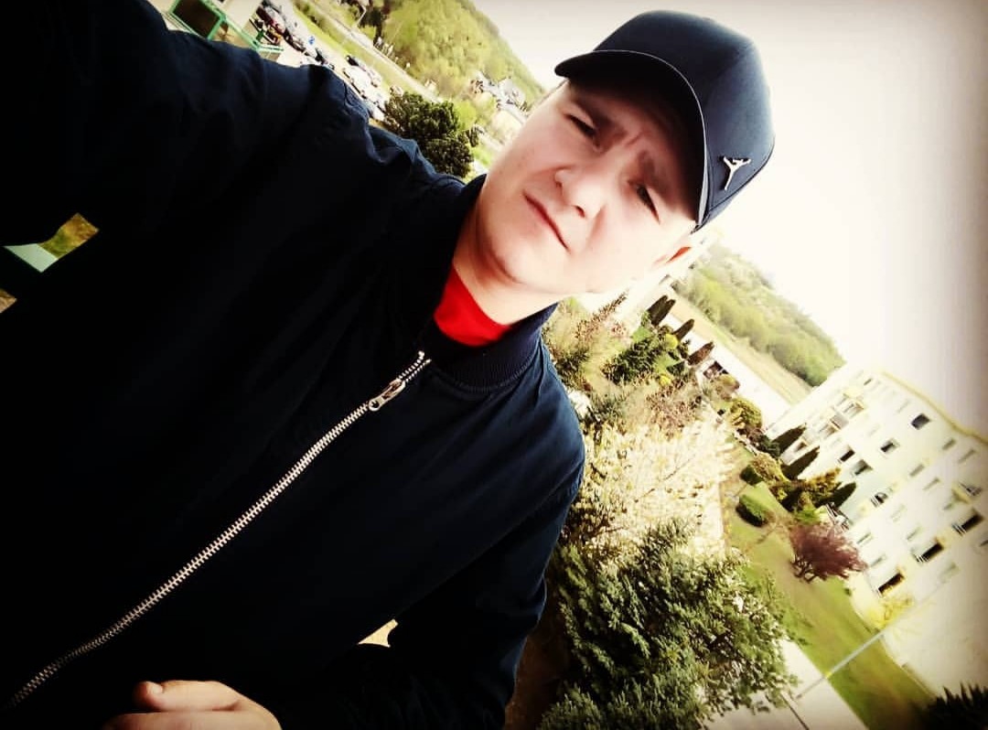PATRYK KOCHANOWSKI