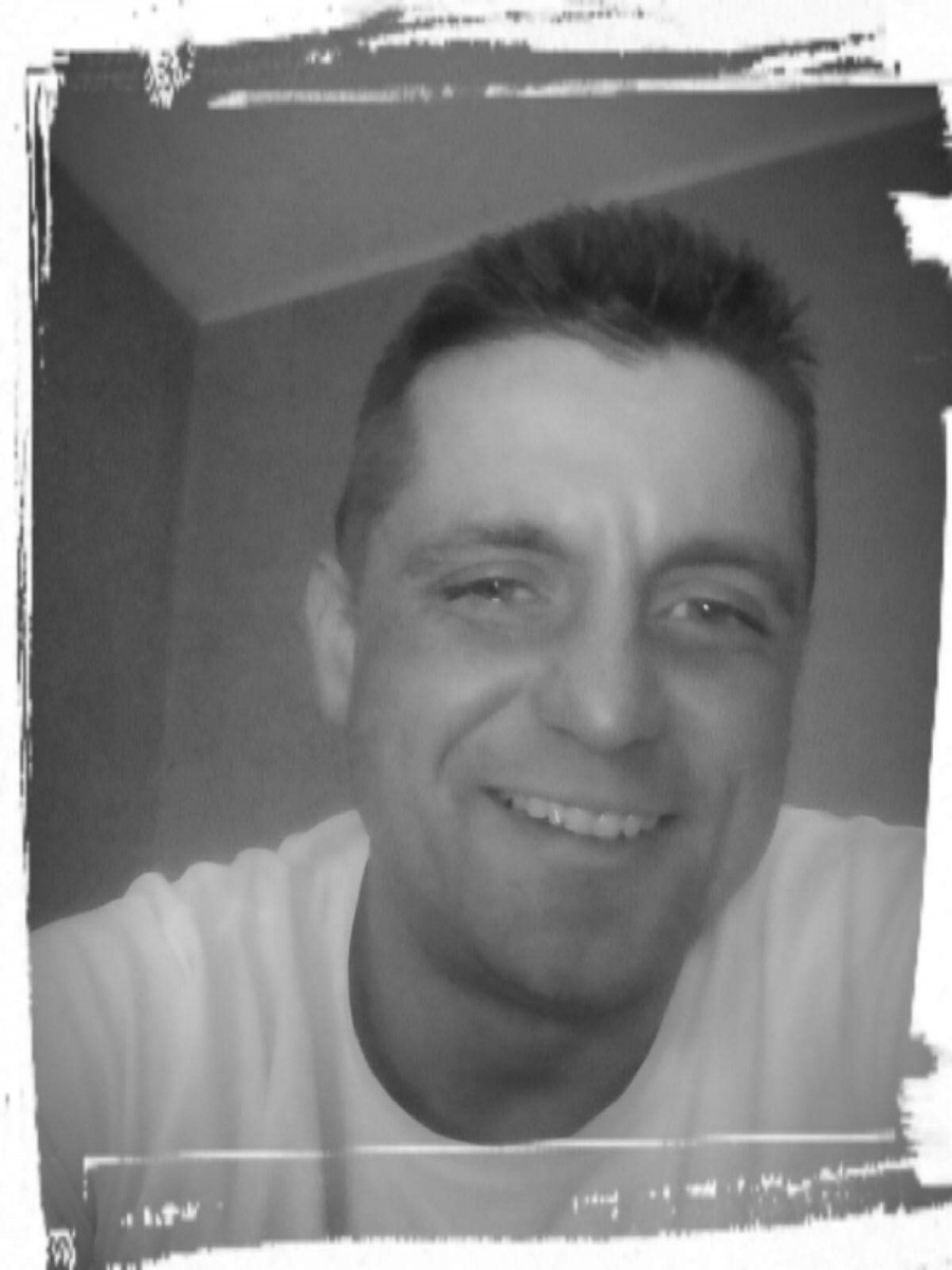 Piotr Orzelek 