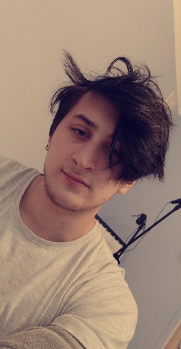 Dariusz W 