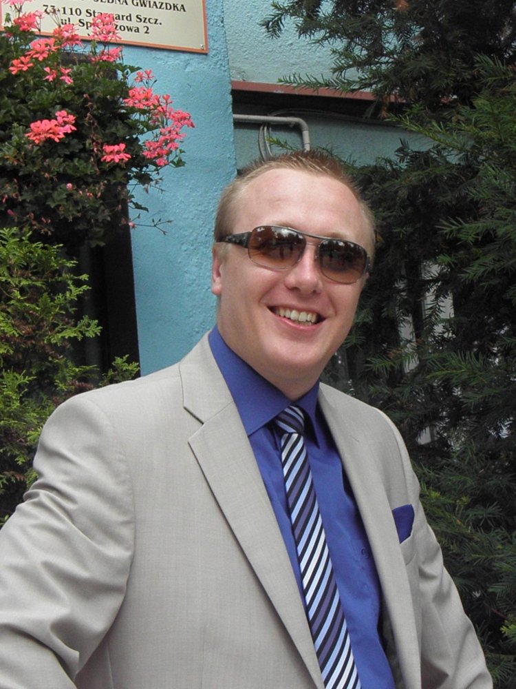 Dominik Szarek
