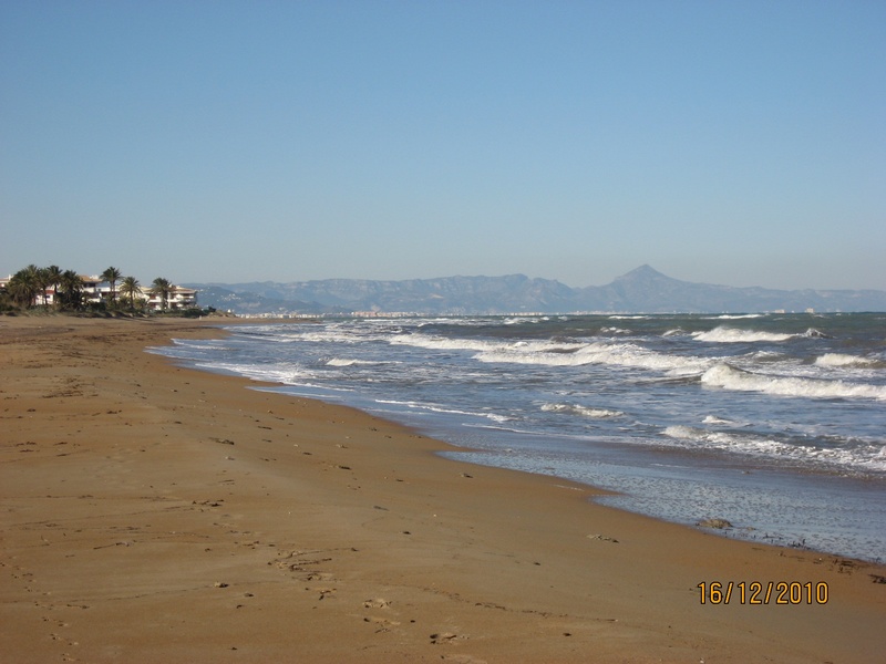 HISZPANIA ALBO POLSKI BAŁTYK-APARTAMENT PRZY PLAŻY