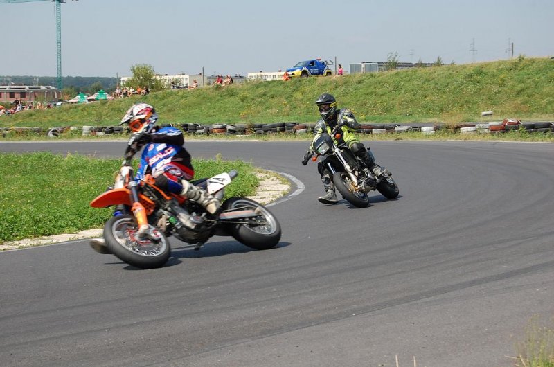 supermoto