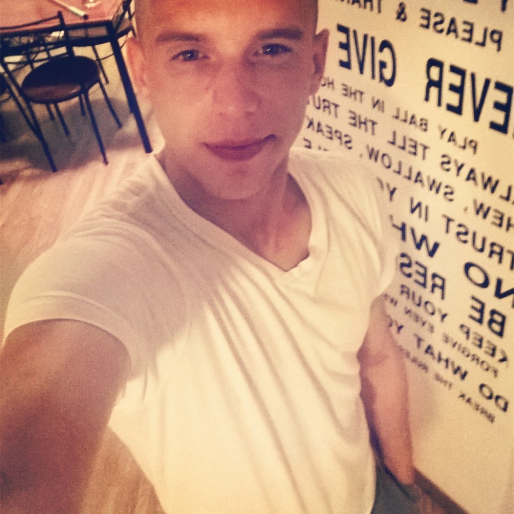 damian latarski