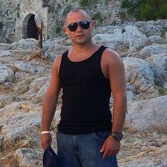 MACIEK M