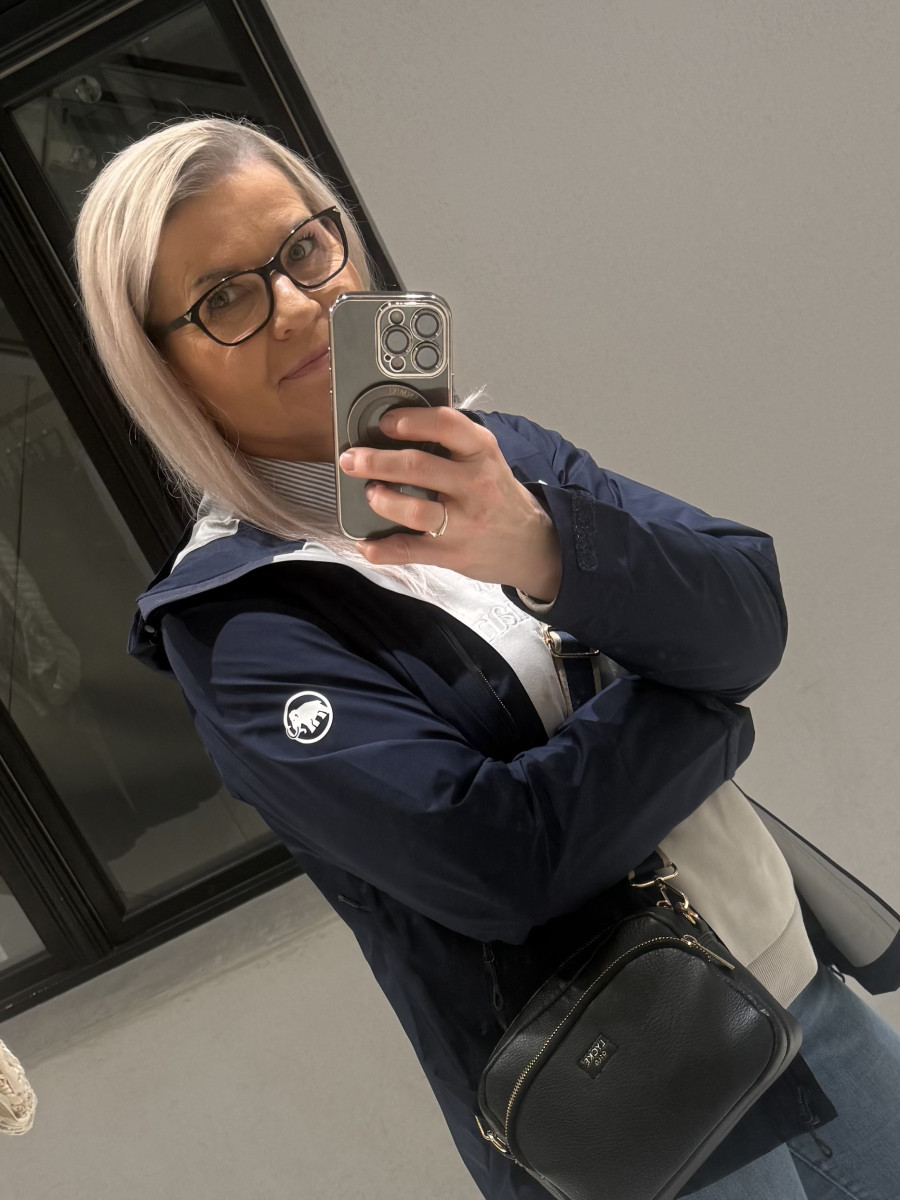 Aneta ....