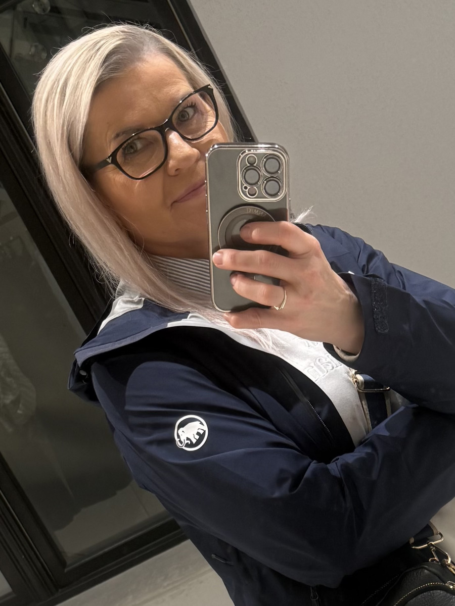 Aneta ....