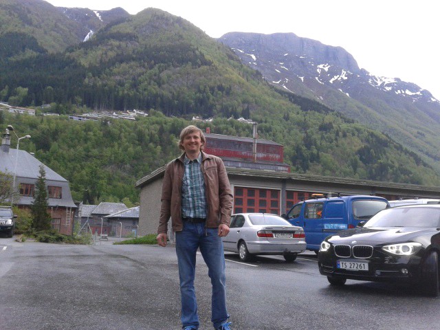 PAWEL ZAKRZEWSKI