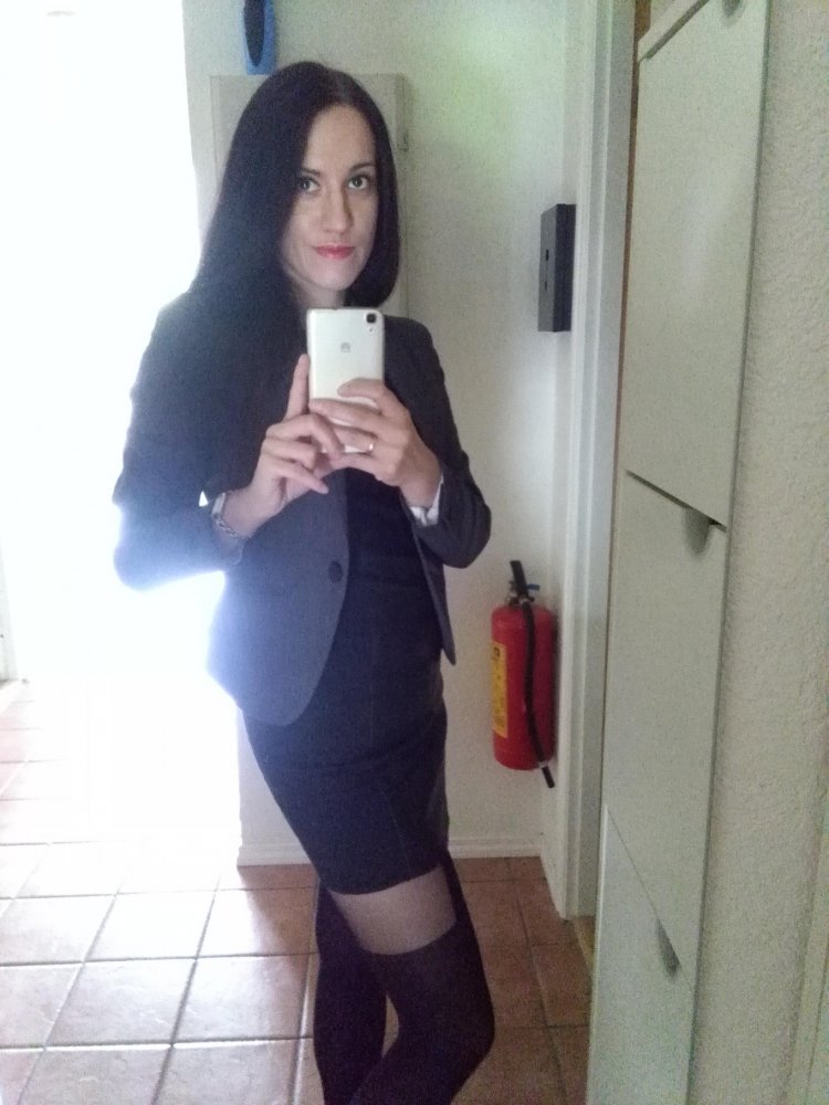 Izabela B