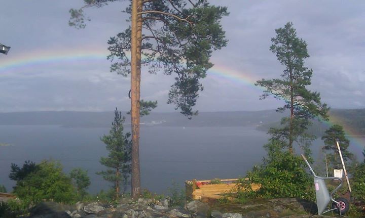 Oto kilka zdjęć po przejściu burzy nad fiordem w A