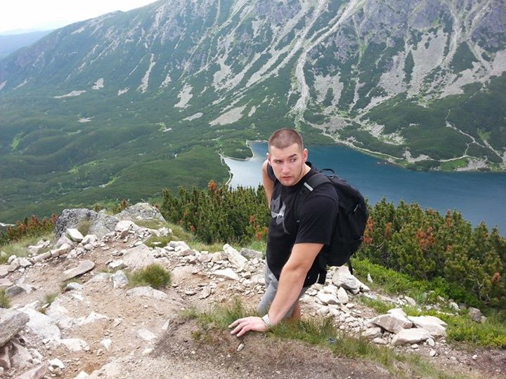 Daleko jeszcze ?? Gdzies w taterkach :)