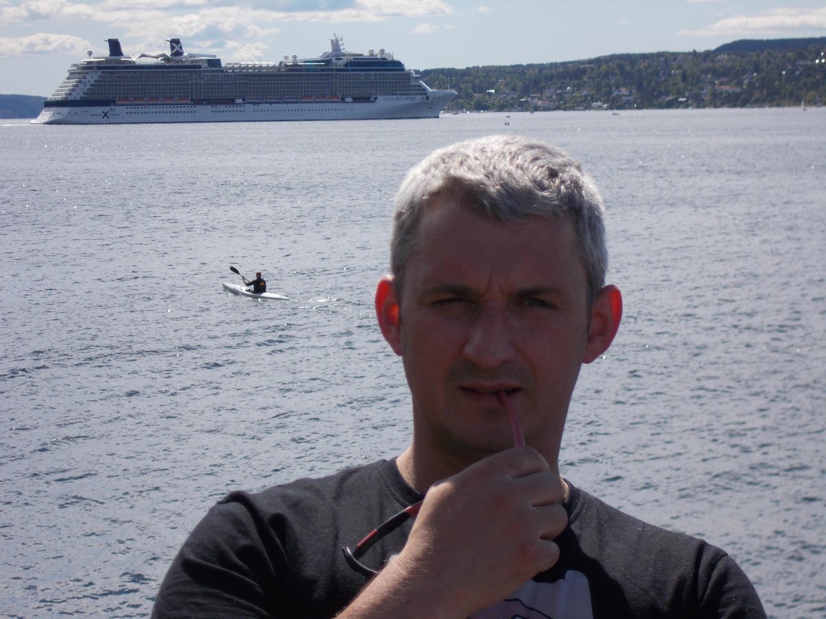 Marcin .........